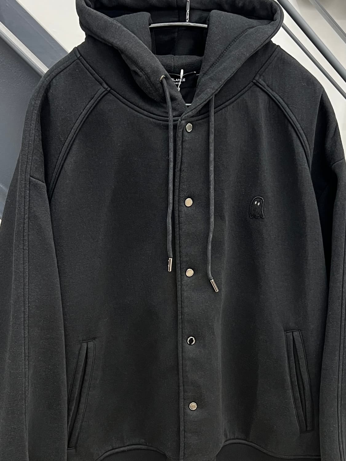 지오 송지오 셈블런스 후드 바시티 자켓 / 블랙 상품이미지2