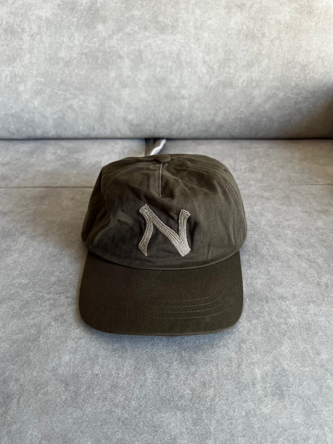 노운 로고 볼캡 상품이미지1