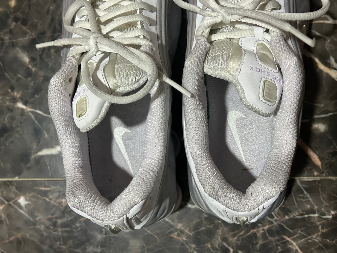 나이키 샥스 R4 245 상품이미지4