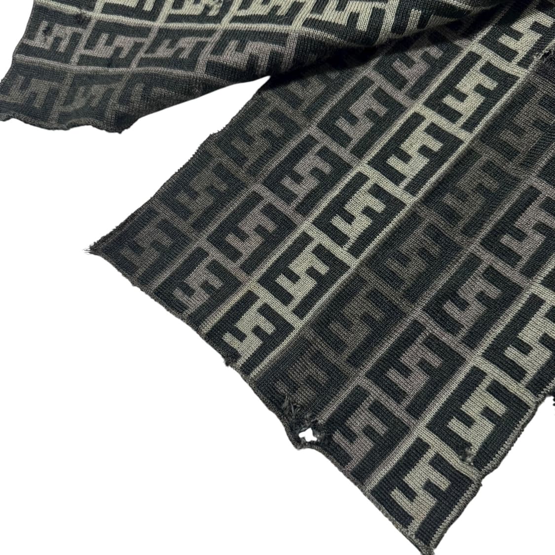 정품 펜디 카키 쥬카 머플러 상품이미지3