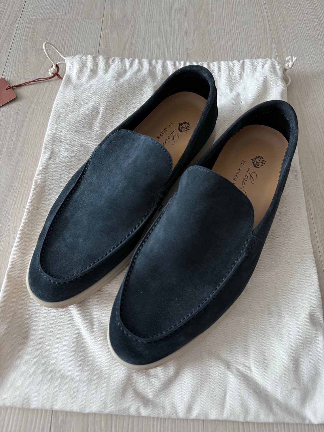 로로피아나 썸머워크 딥블루 41사이즈 상품이미지1