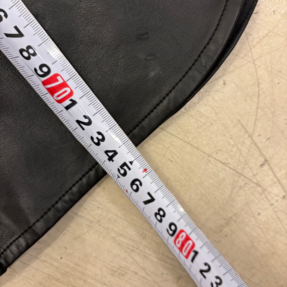 위고 블랙 레더 셔츠 상품이미지4