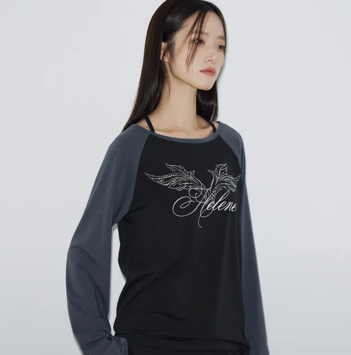 래글런 엔젤 레터링 롱 슬리브 [그레이 블랙] 상품이미지1