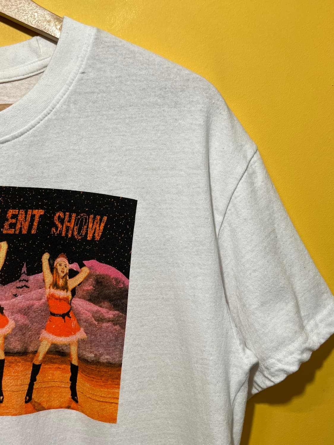 [XL] Mean Girls 퀸카로살아남는법 크리스마스 그래픽 반팔티셔츠 상품이미지2