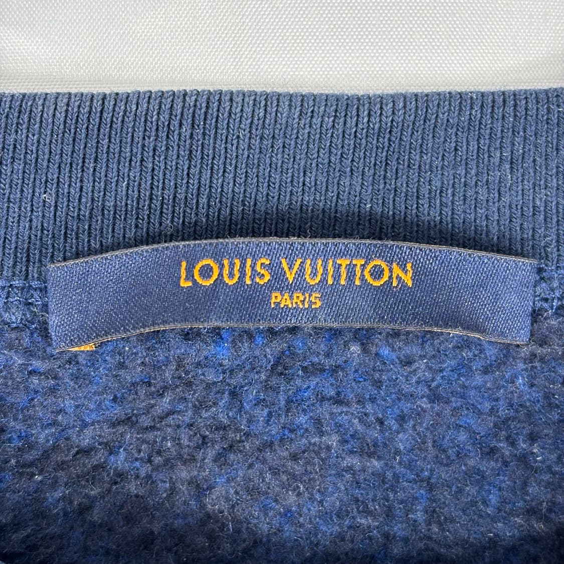 (정품,SS급)루이비통 풀모노그램 맨투맨 니트 블루 L 상품이미지4