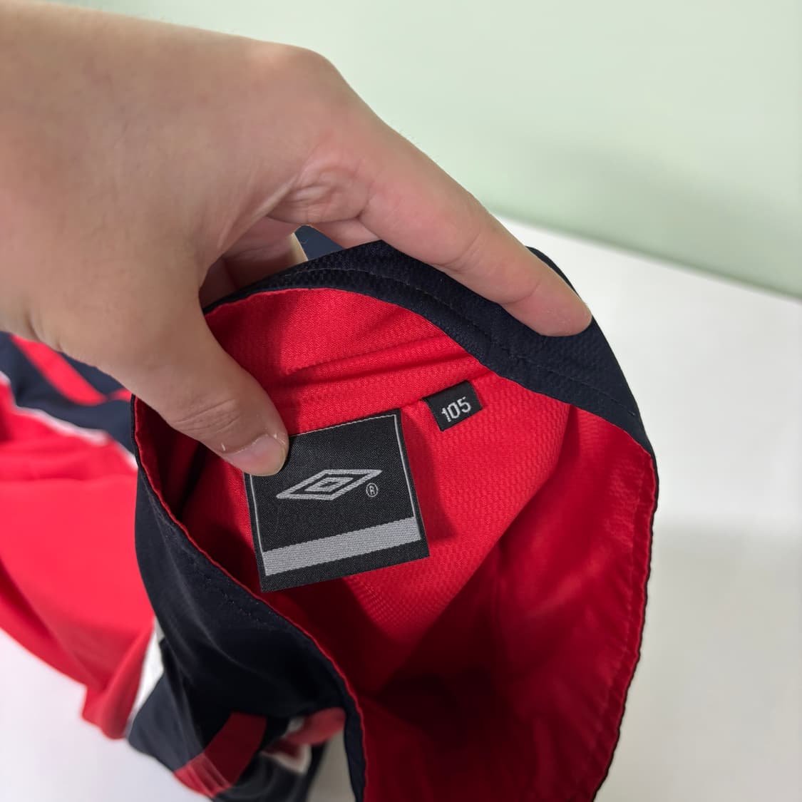 105 엄브로 레드 잉글랜드 바람막이자켓 상품이미지5