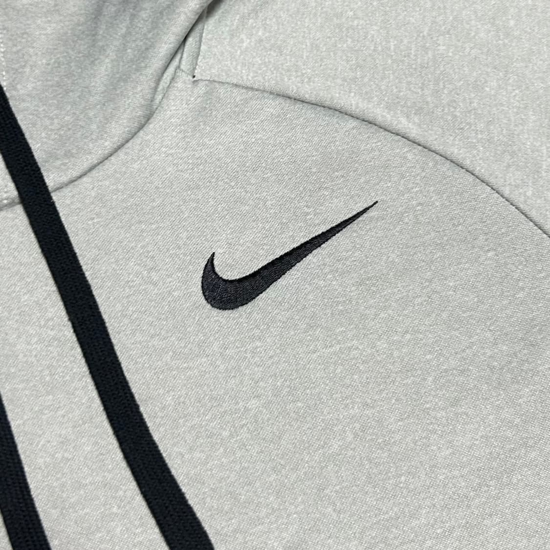 [S] Nike 나이키 그레이 스우시 기모 후드티 상품이미지3