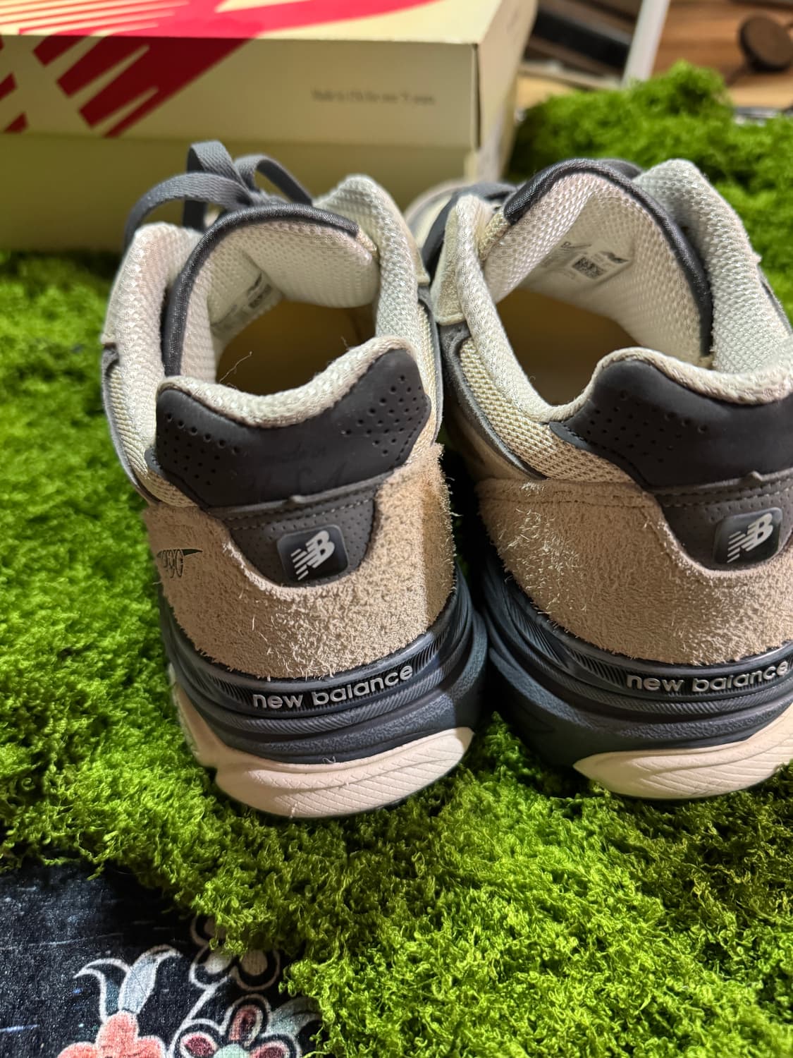 뉴발란스 990v3 USA 문빔 마카다미아 상품이미지5