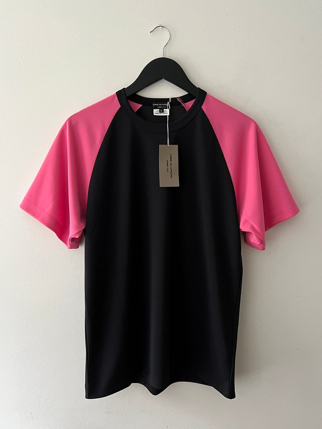 꼼 데 가르송 옴므 플러스 SS25 인터록 티셔츠 상품이미지1