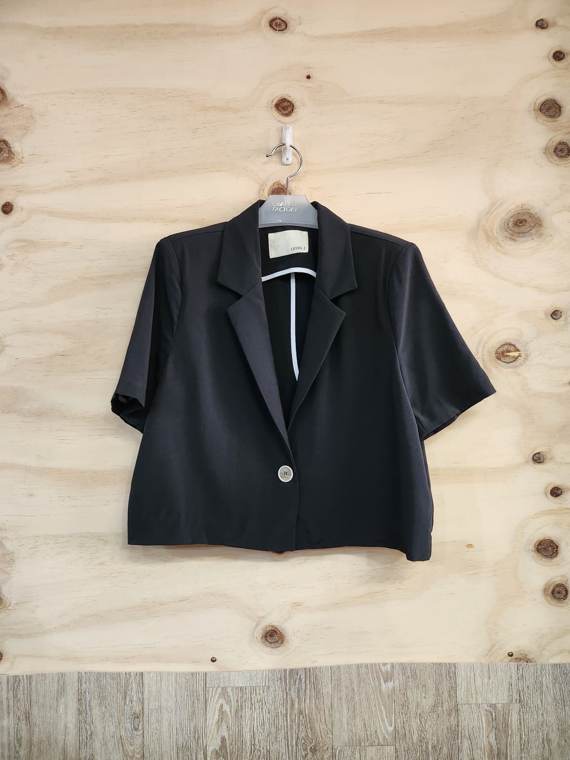 686) 여성 크롭 반팔자켓 상품이미지1