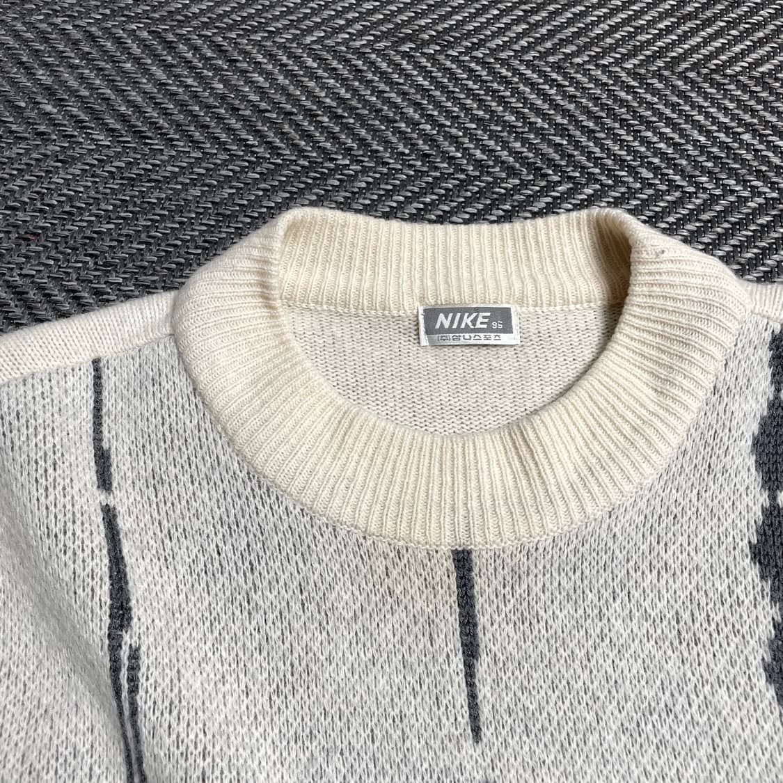 90s 나이키 올드스쿨 패턴 반폴라 니트y 5371 상품이미지4