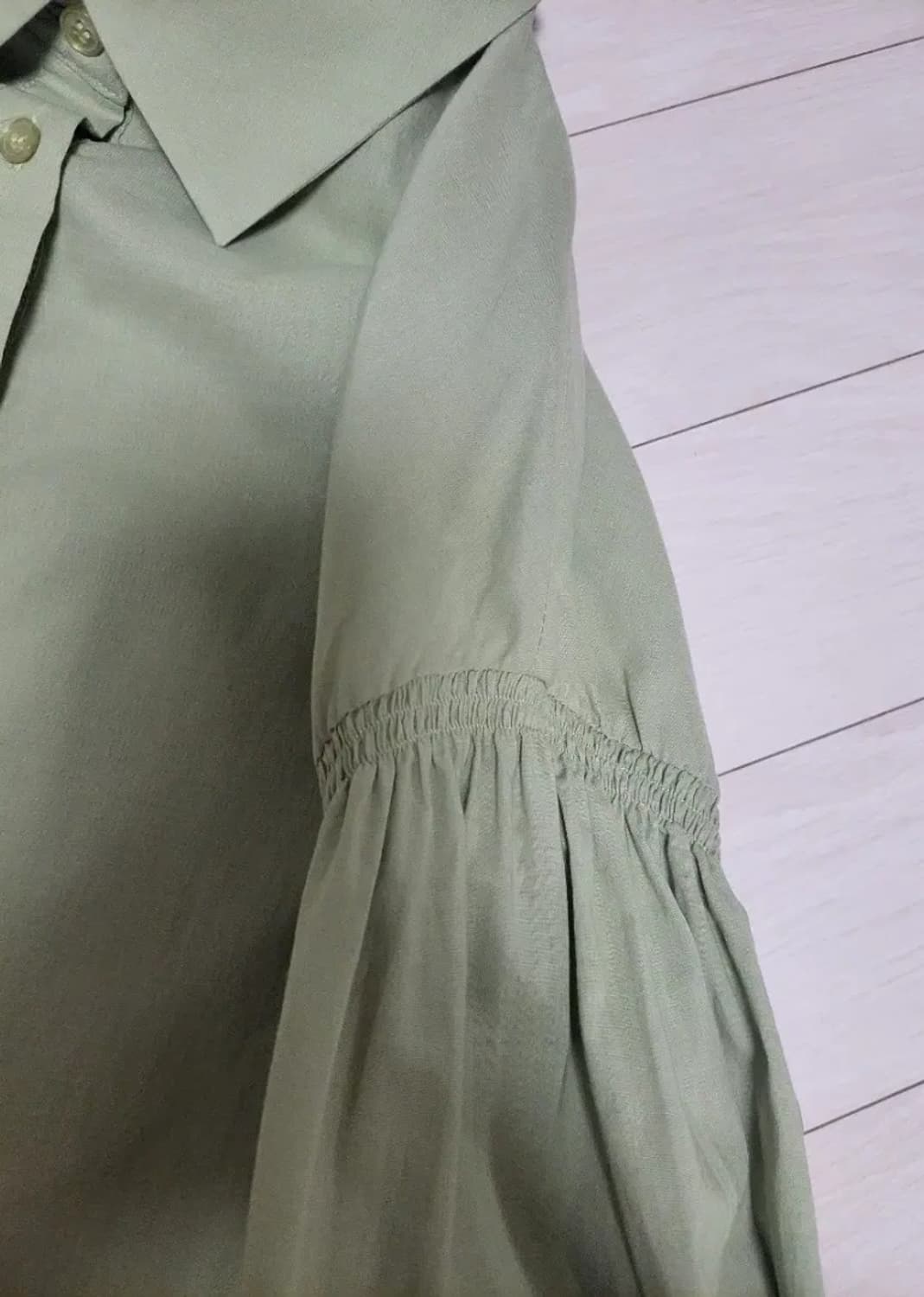 급처새상품!SOUP숲 팔셔링 우아한셔츠블라우스 레니본st오브제st샤틴st 상품이미지4