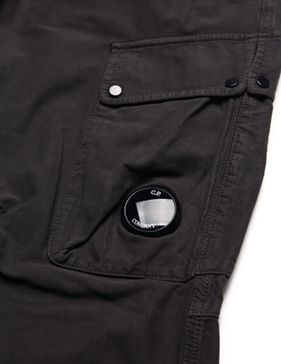새상품(50)CP컴퍼니 오토만 스트레치 어고노믹 카고팬츠 다크그레이 상품이미지3