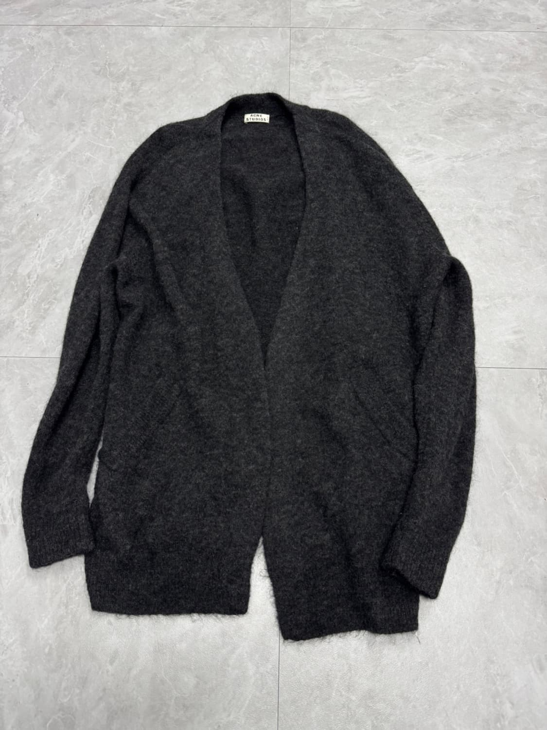 아크네스튜디오  상품이미지1