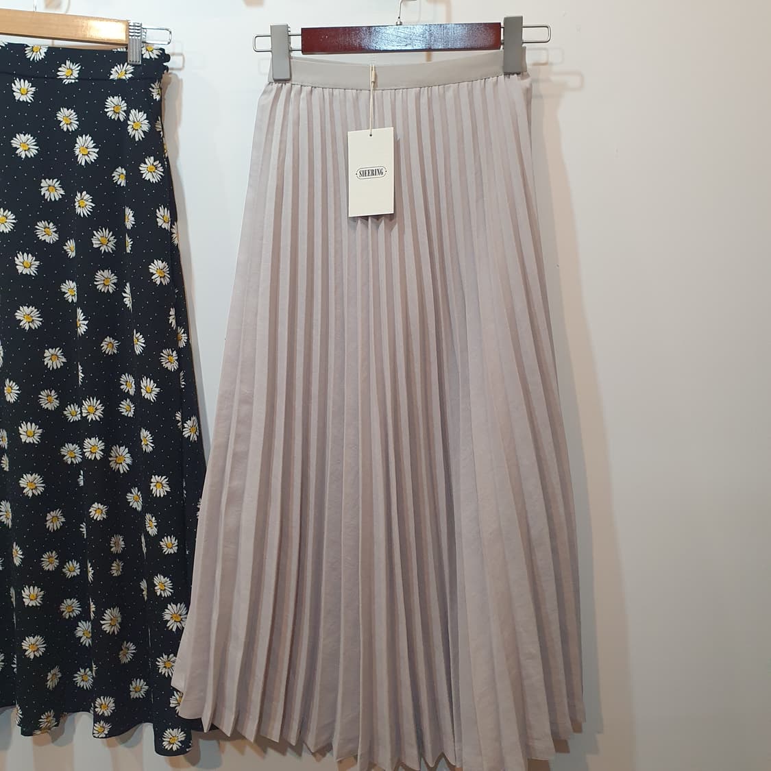 시어링 그레이 밴딩 플리츠 스커트 SIEEERING  상품이미지1