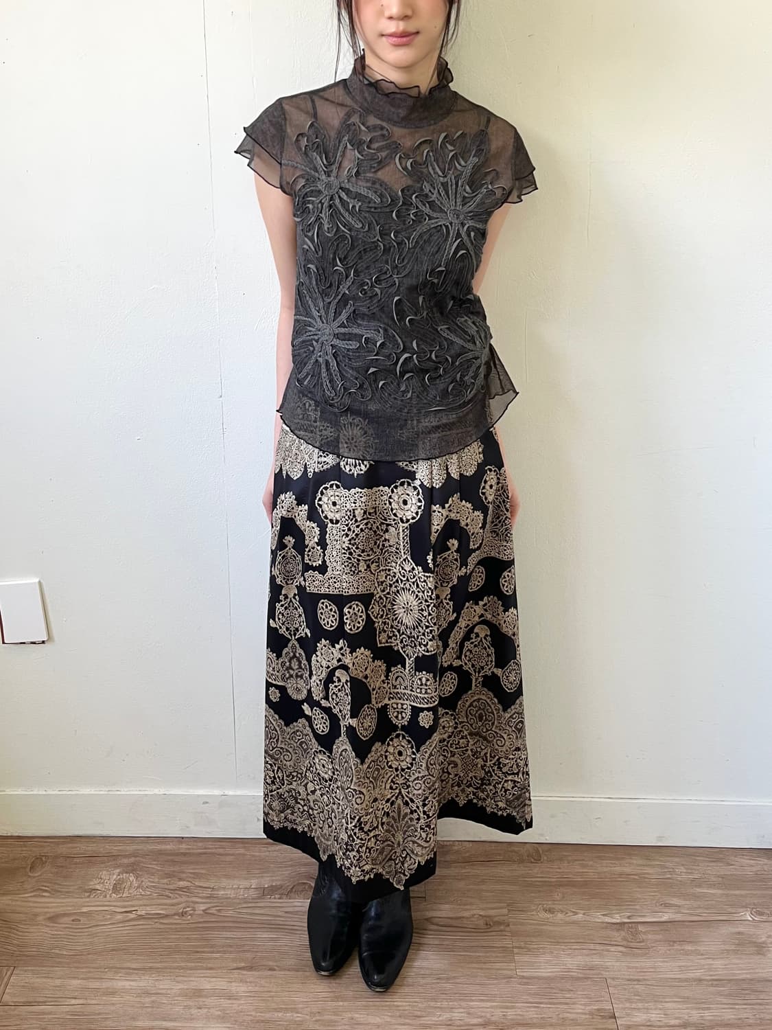 ISUI 시스루 플라워 탑  상품이미지8