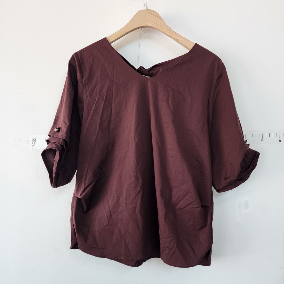 나이스클랍 버건디 브이넥 블라우스 상품이미지1