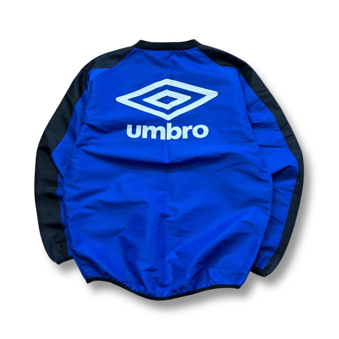 JPN 엄브로 나일론 웜업 상품이미지2