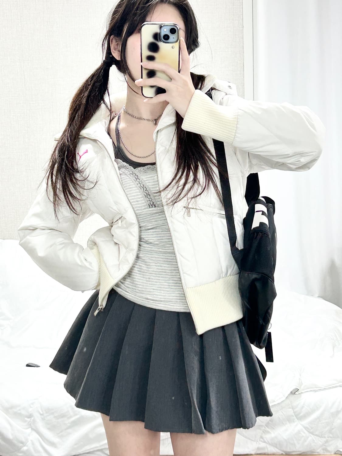 퓨마 핑크로고 화이트 숏패딩 상품이미지3