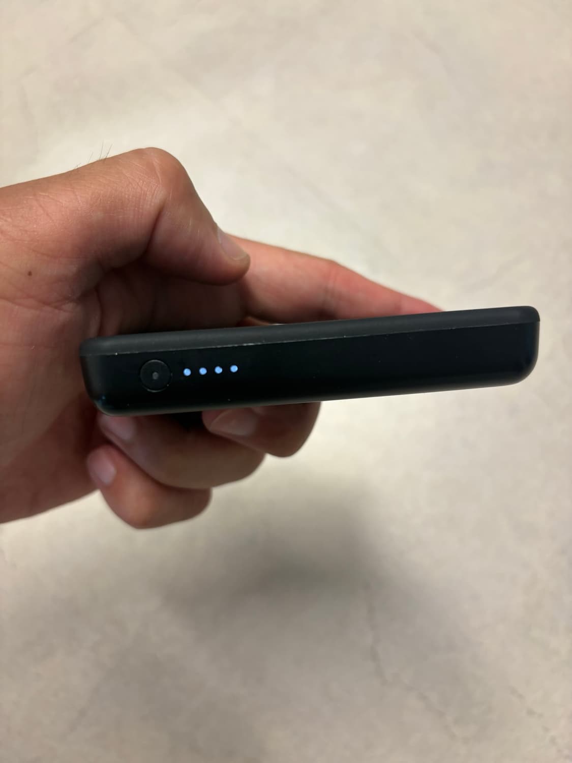 벨킨 5000mAh 맥세이프 마그네틱 무선 보조배터리 블랙 상품이미지5