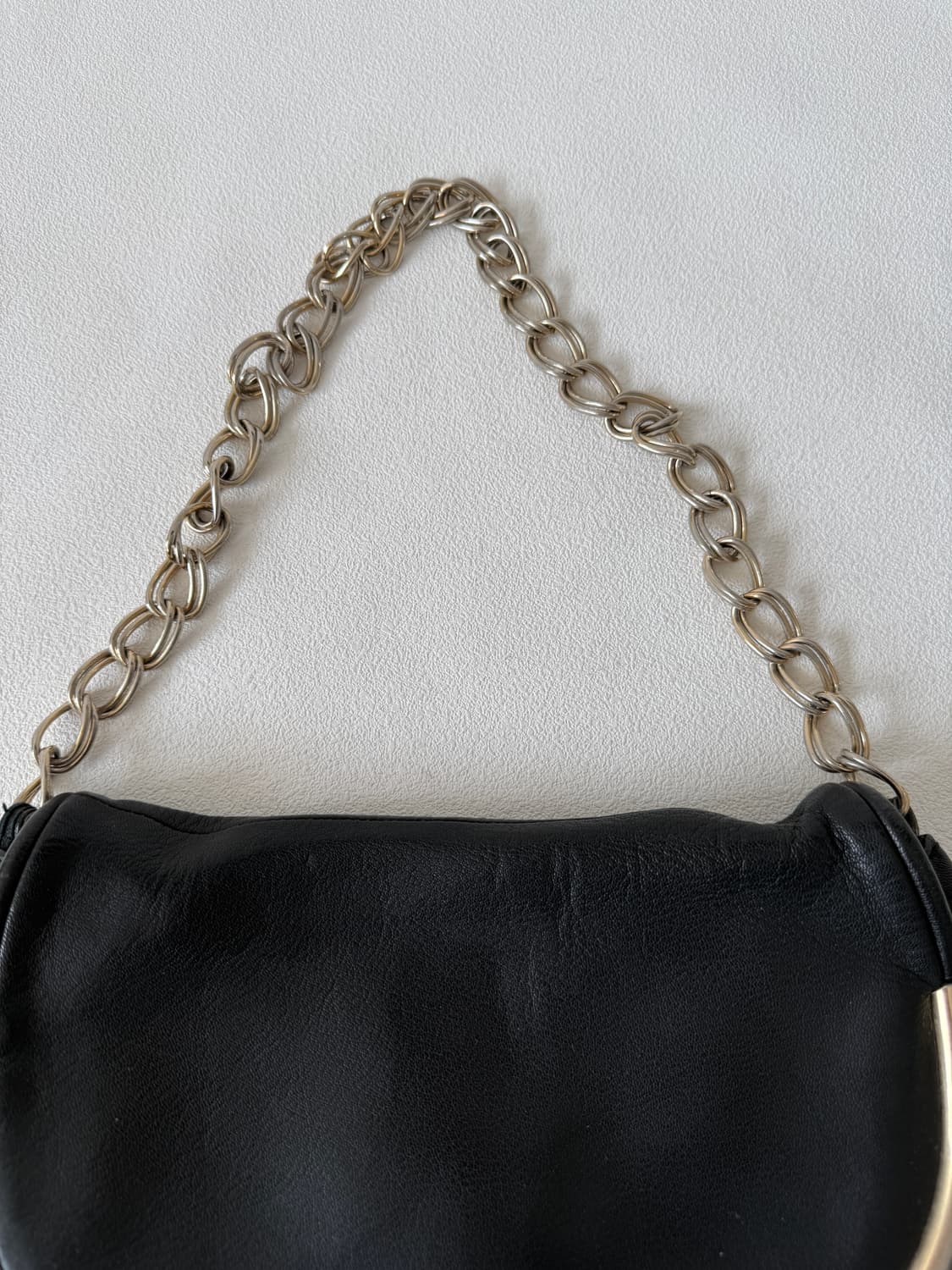 돈나 카란(DONNA KARAN) 레더 체인 숄더백 상품이미지3