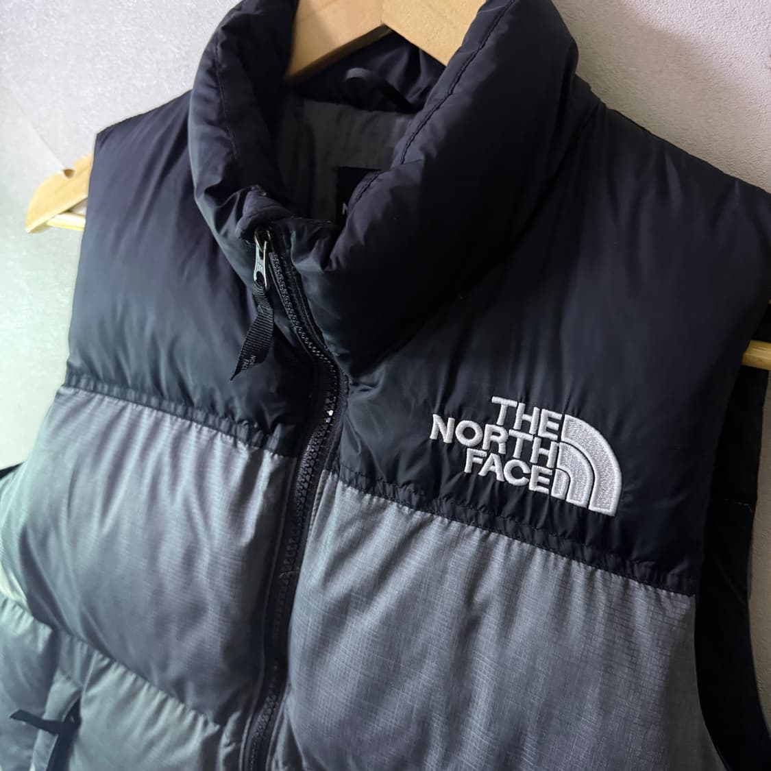 노스페이스 주니어 700필 패딩 베스트 (여성 66정도) 상품이미지2