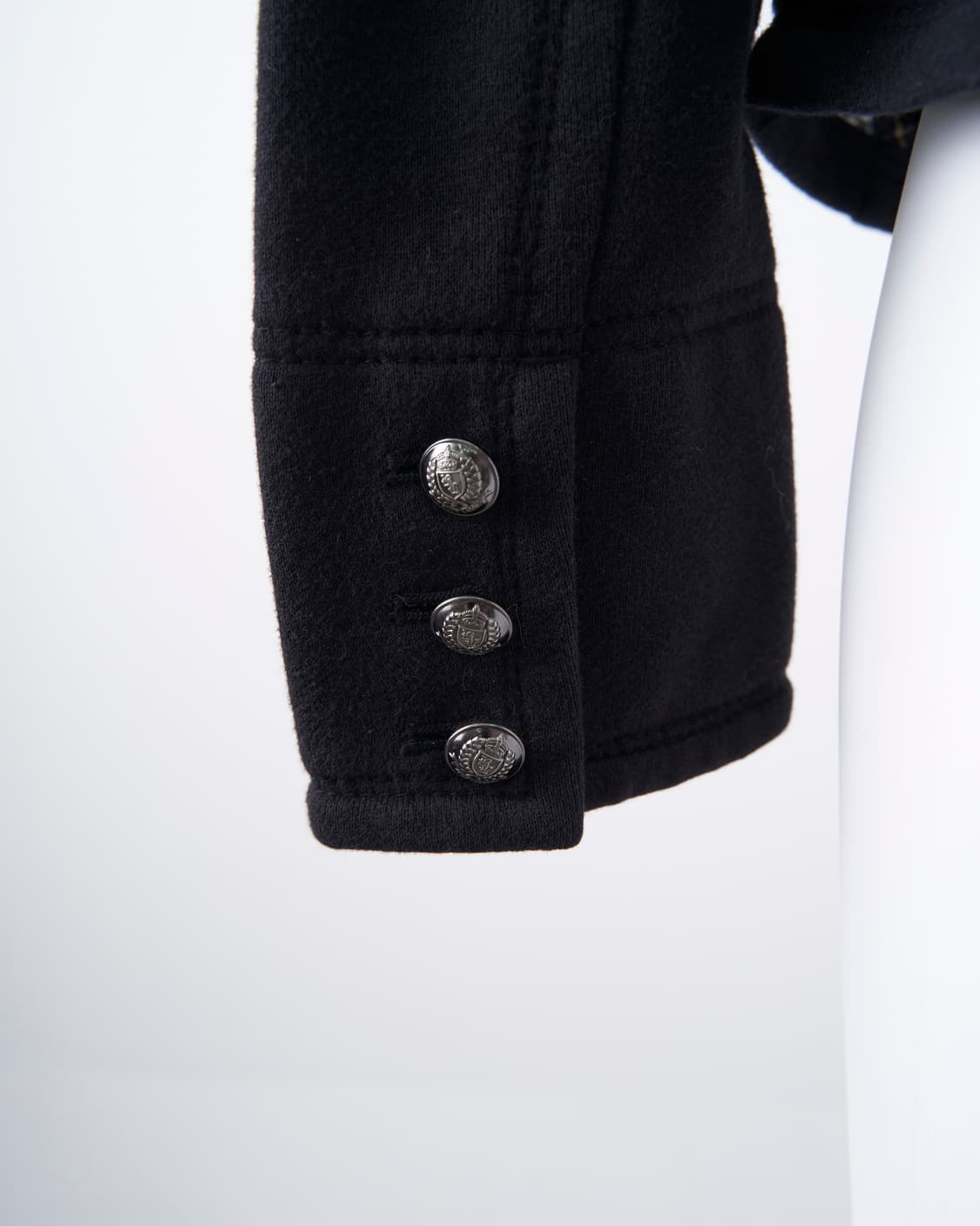 Burberry 블루라벨 블랙 노치카라 로고 버튼 자켓 상품이미지4