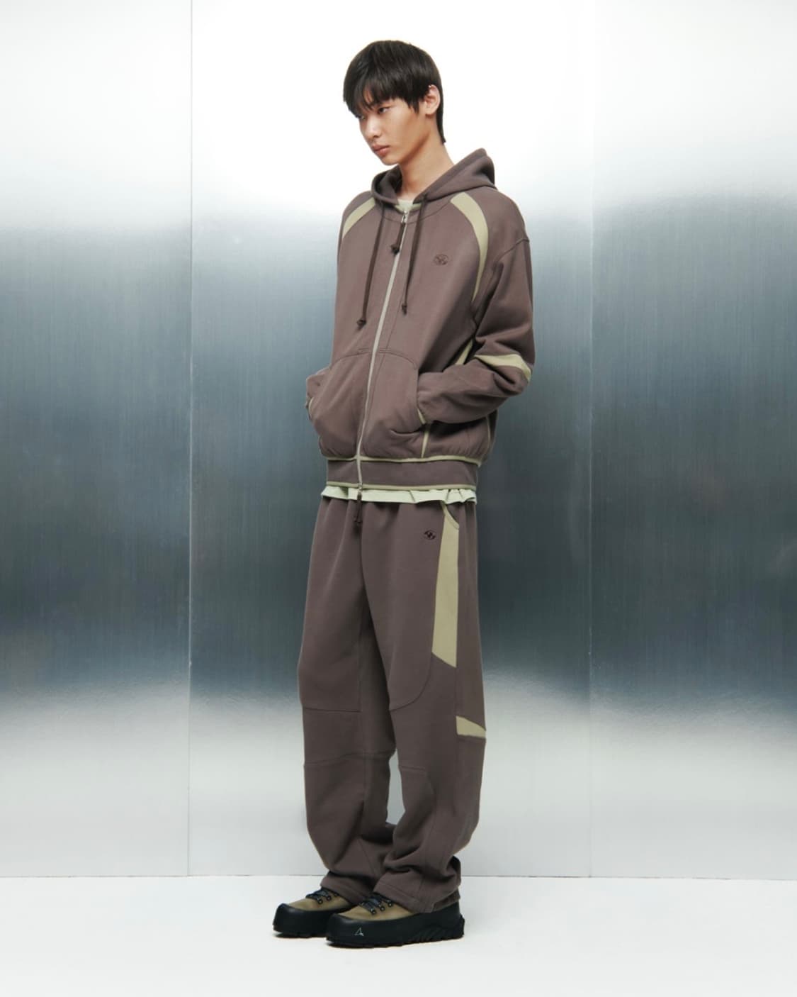 산산기어 OBLIQUE HOODIE ZIP-UP [ASH BROWN] 상품이미지2