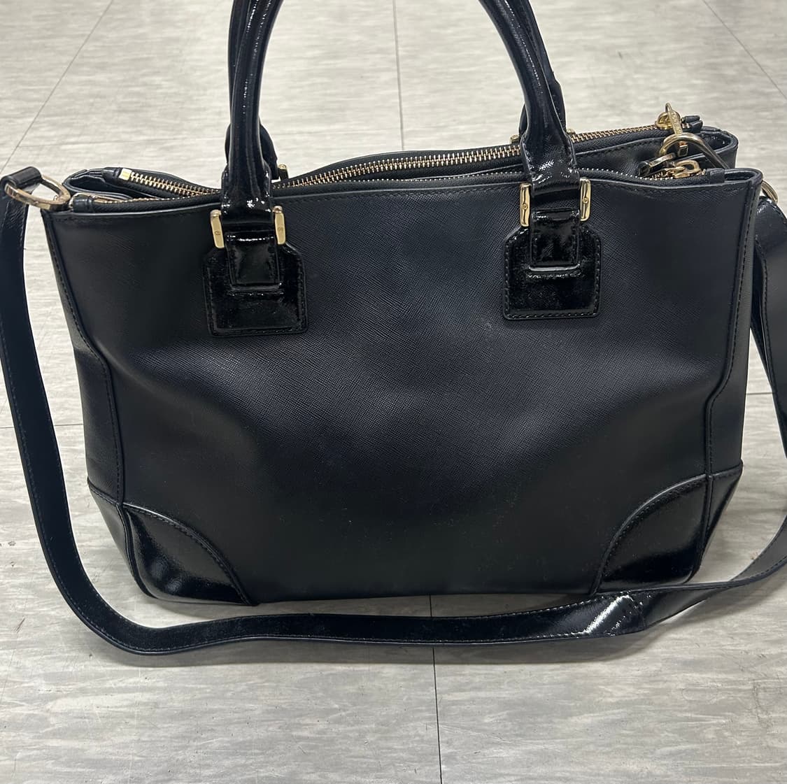 토리버치 블랙 가죽 토트백 상품이미지2