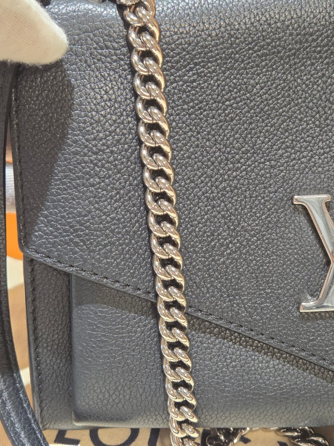 루이비통 마이락미 BB 카프스킨 체인백 상품이미지3