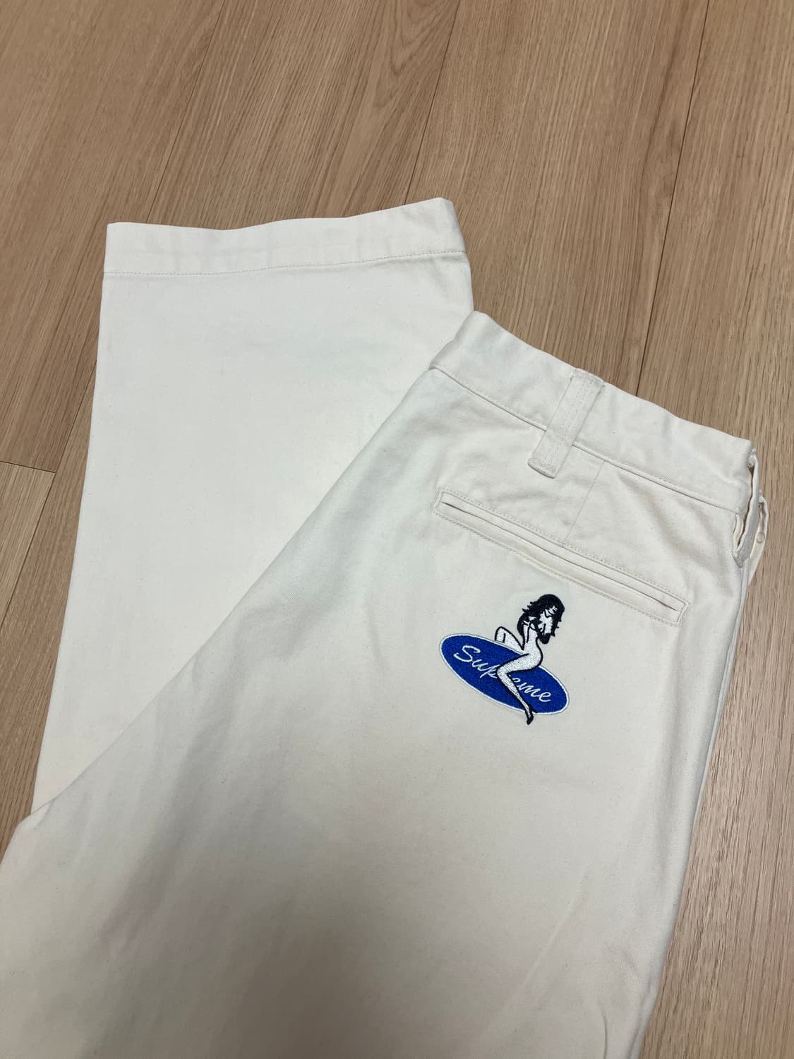 슈프림 핀업걸 치노 크림 컬러 30사이즈 상품이미지1