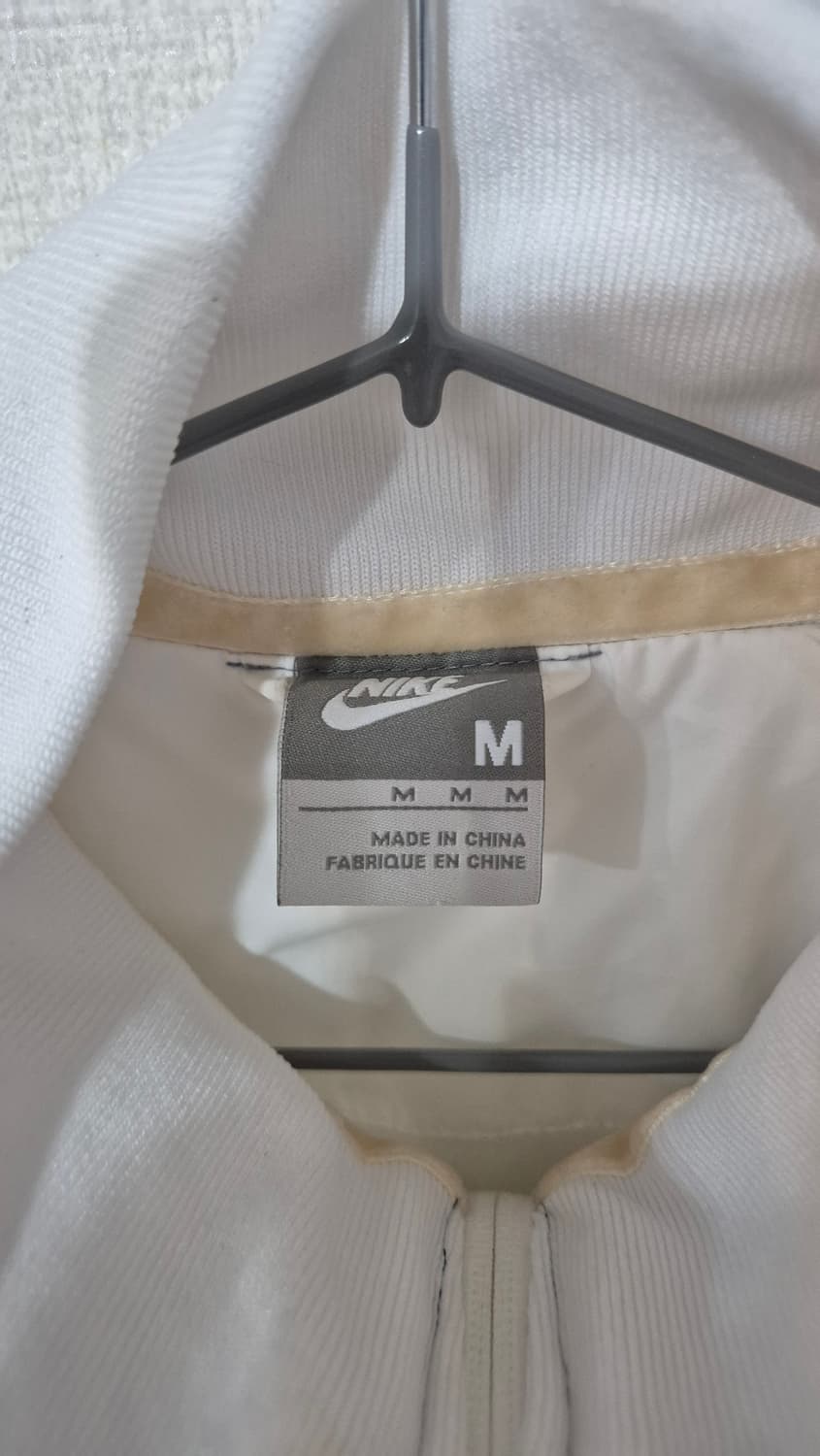 나이키바람막이 상품이미지3