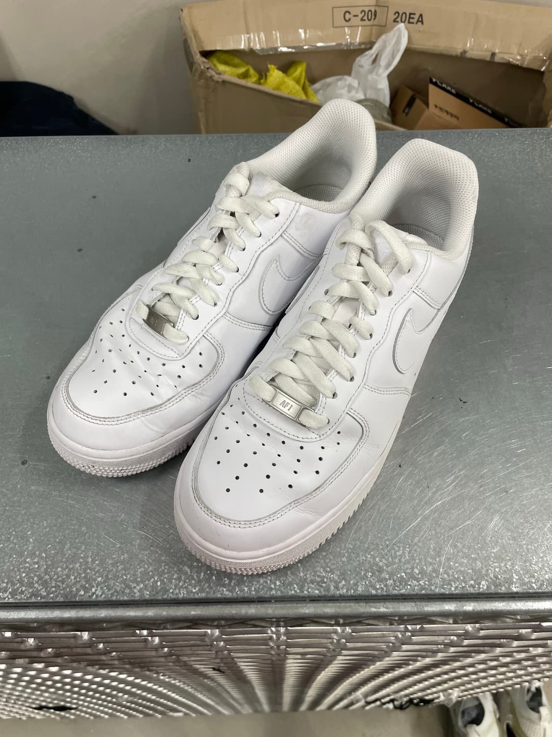 나이키 에어포스1 로우 화이트 270 상품이미지2
