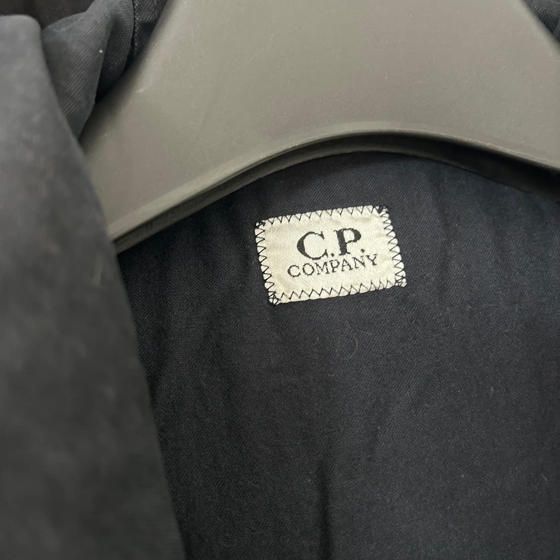 CP 컴퍼니 왁스드 나일론 후드 점퍼 상품이미지8
