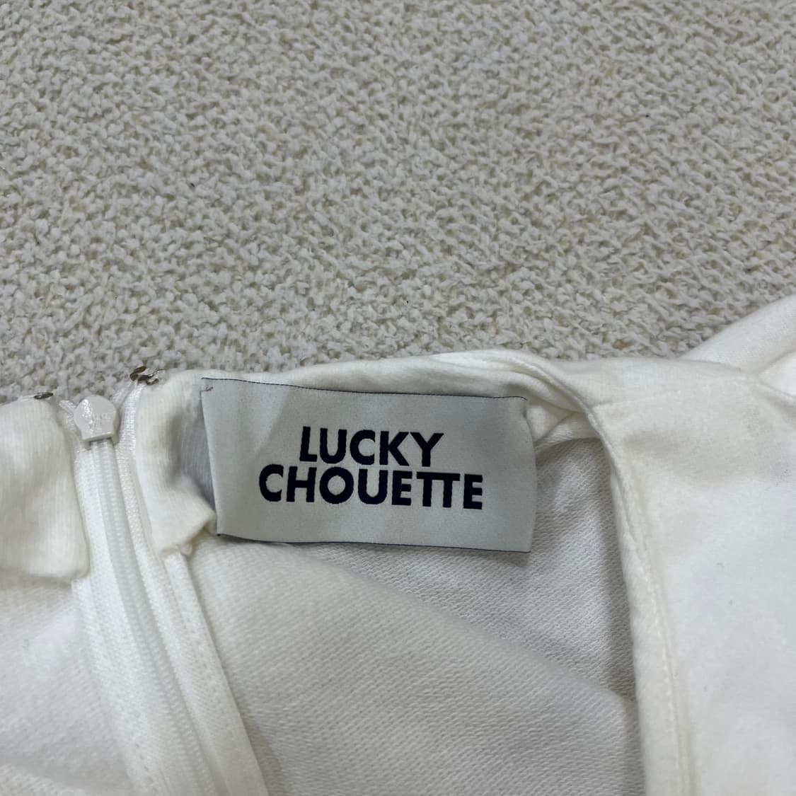 38 럭키슈에뜨 여성 프릴 반팔티 0415M 상품이미지2