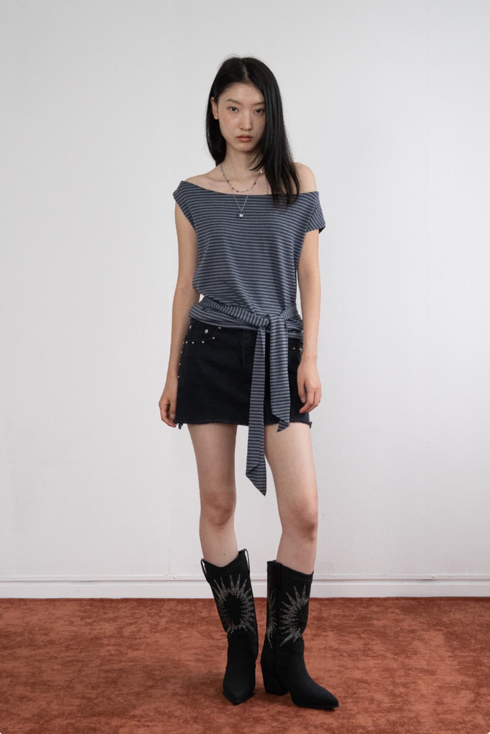 피키소사이어티 Striped Scarf off Top 상의  상품이미지2