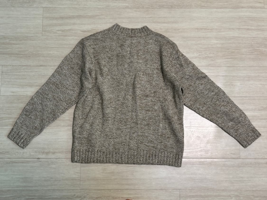 오트밀 브라운 투버튼 니트 상품이미지2