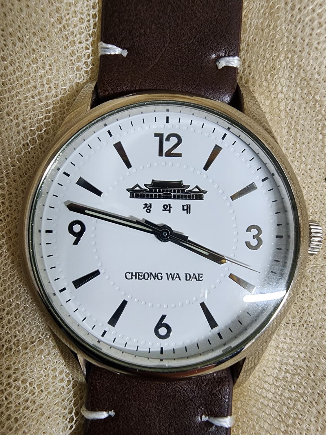 청와대 기념 시계 브라운 가죽 시계 상품이미지6