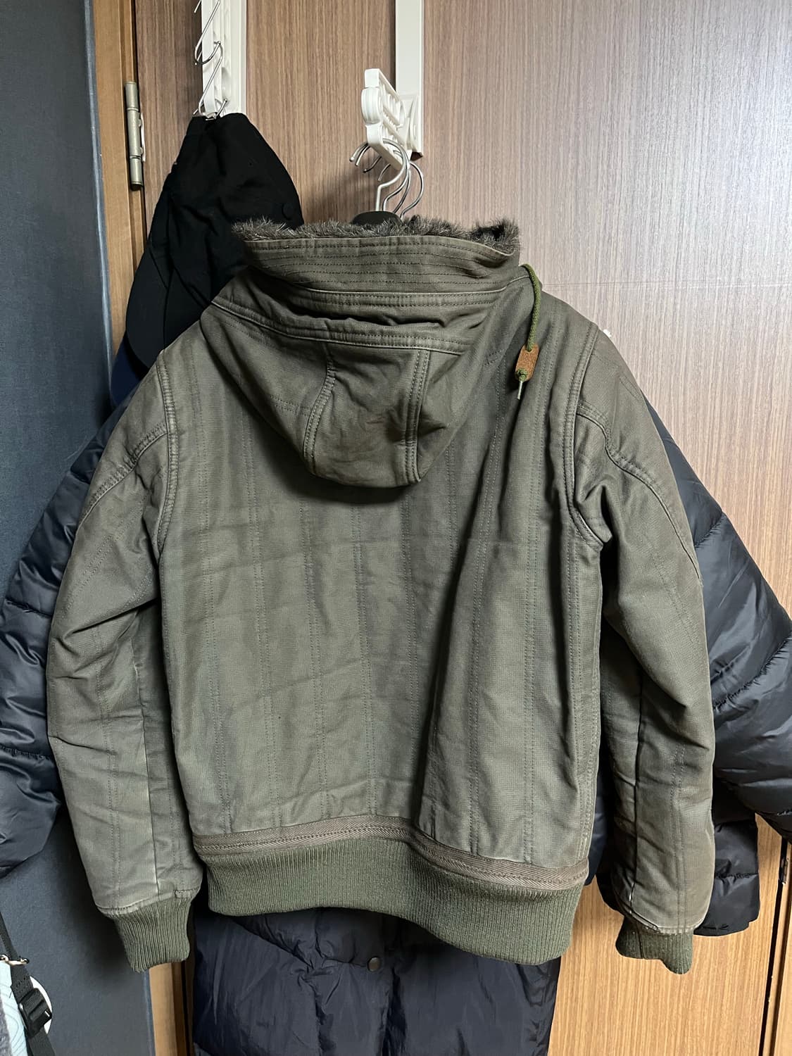 빔즈 퍼 아우터 자켓 상품이미지4