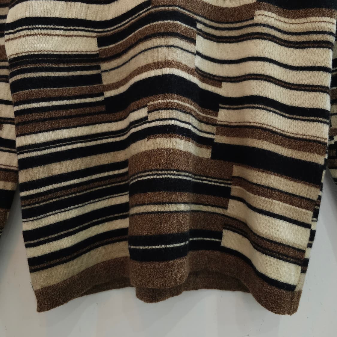 LANCEL 울 100% 스트라이프 하이넥 니트 상품이미지6