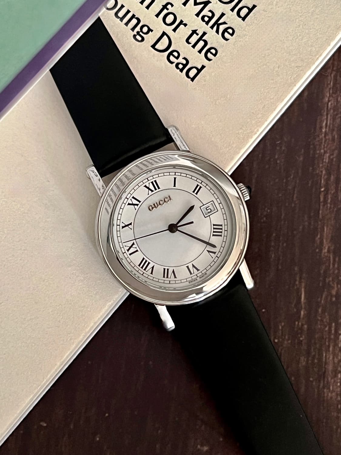 구찌 스틸 라운드 남성 시계 / 정품감정 . 케어 상품이미지3