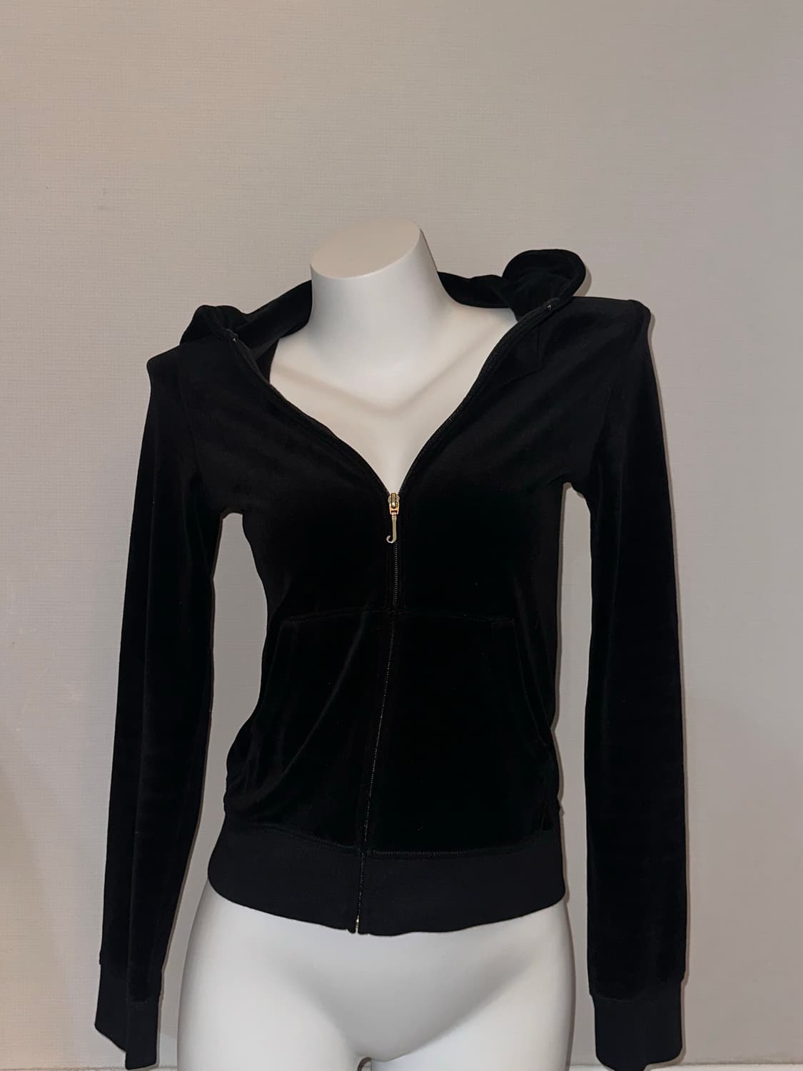 빈티지 쥬시꾸뛰르 슬림핏 벨벳후드집업 상품이미지3