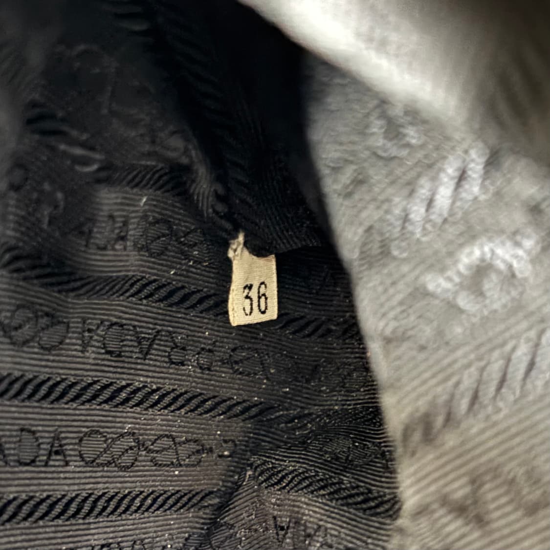 프라다 블랙 나일론 토트백 상품이미지8