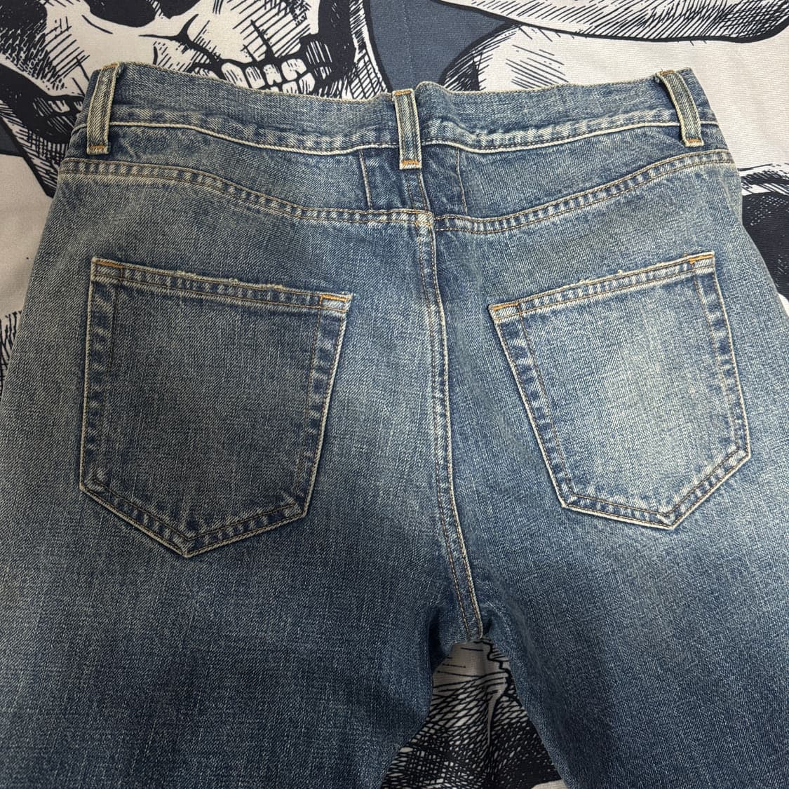 생로랑 남성 무릎 디스진 31사이즈  상품이미지6