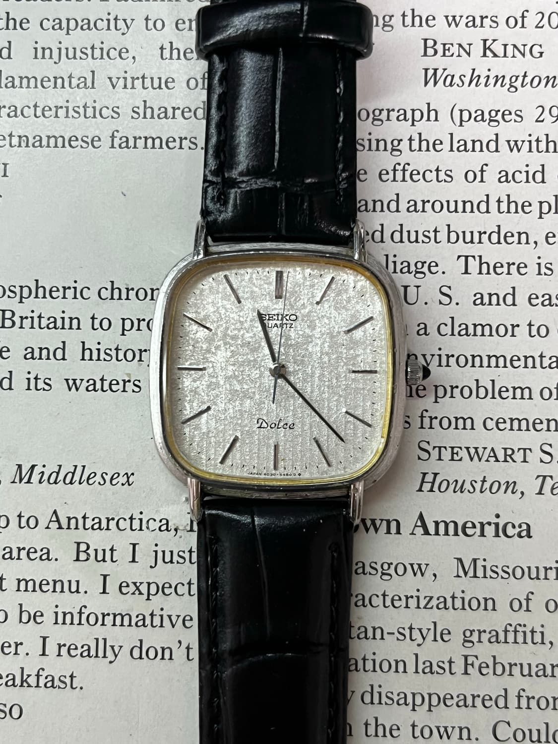 SEIKO DOLCE 텍스처 다이얼 쿼츠 드레스 워치 상품이미지1