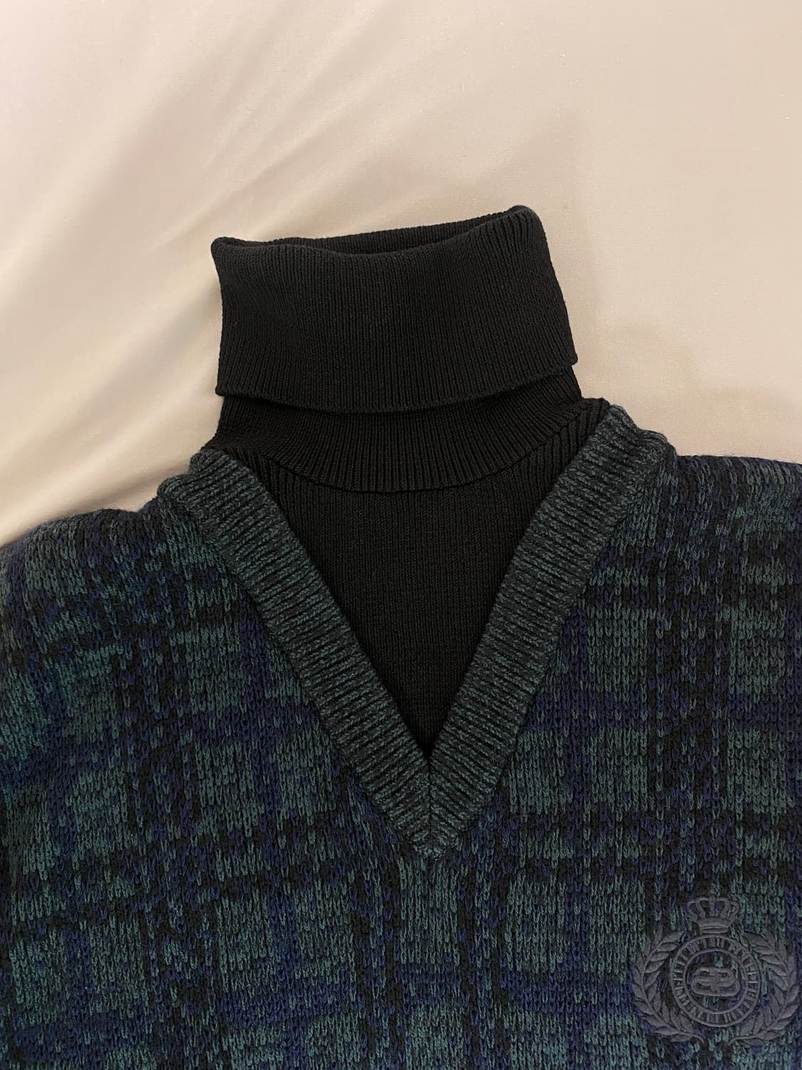 발렌시아가 레이어드 터틀넥 니트 상품이미지4