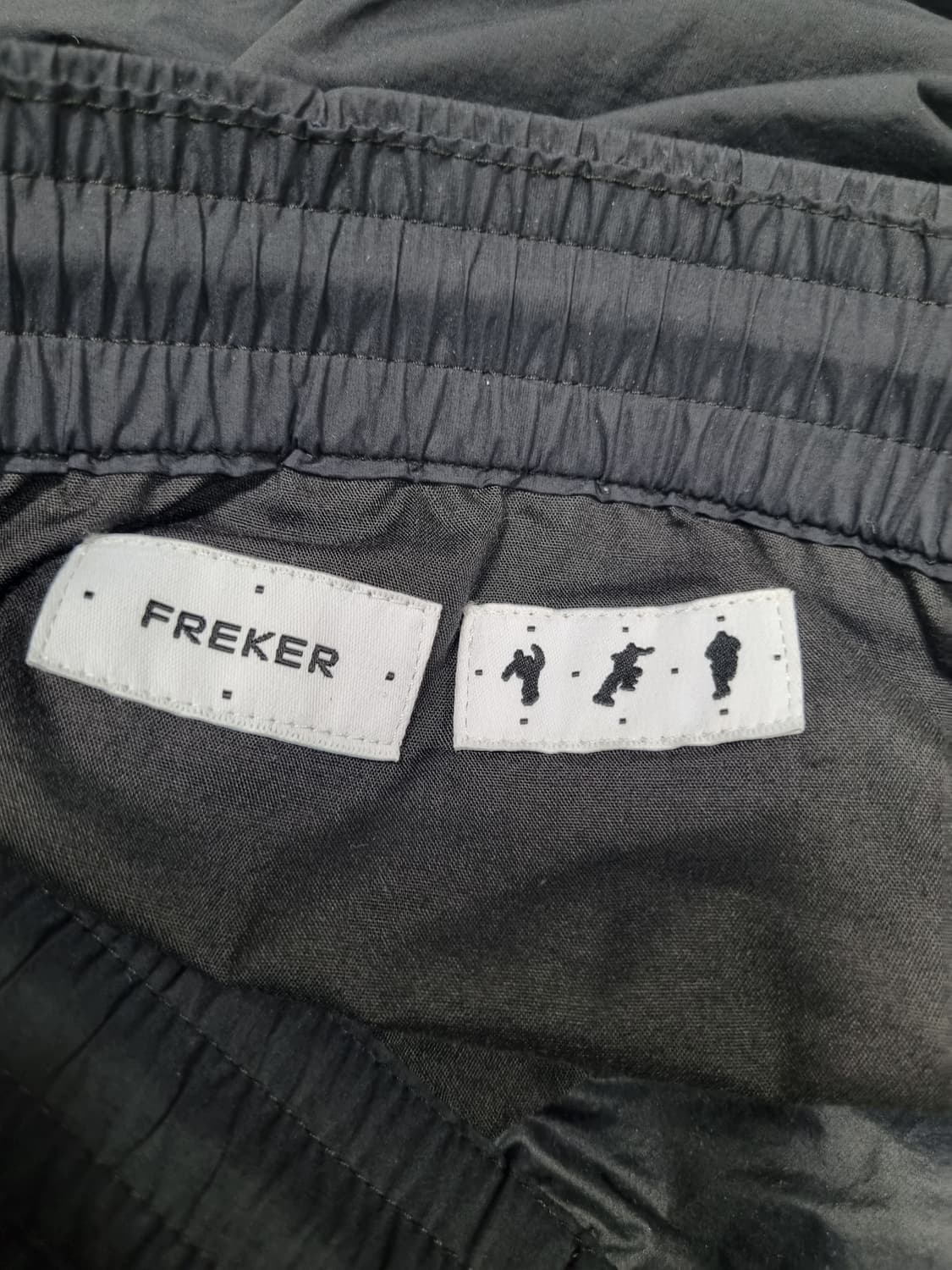 프리커 남성 나일론 팬츠  상품이미지3
