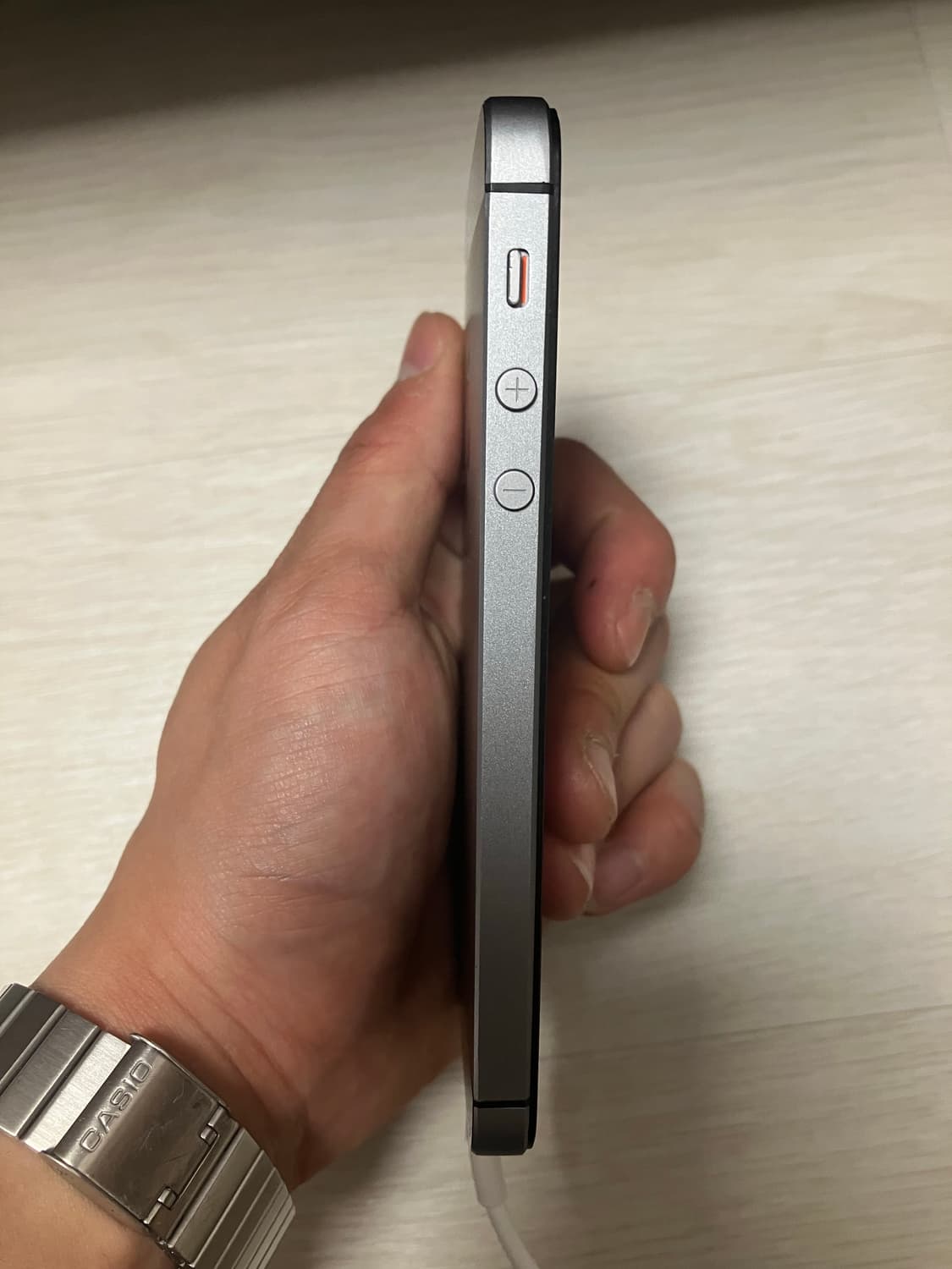 아이폰 SE 스페이스그레이 128 상품이미지4