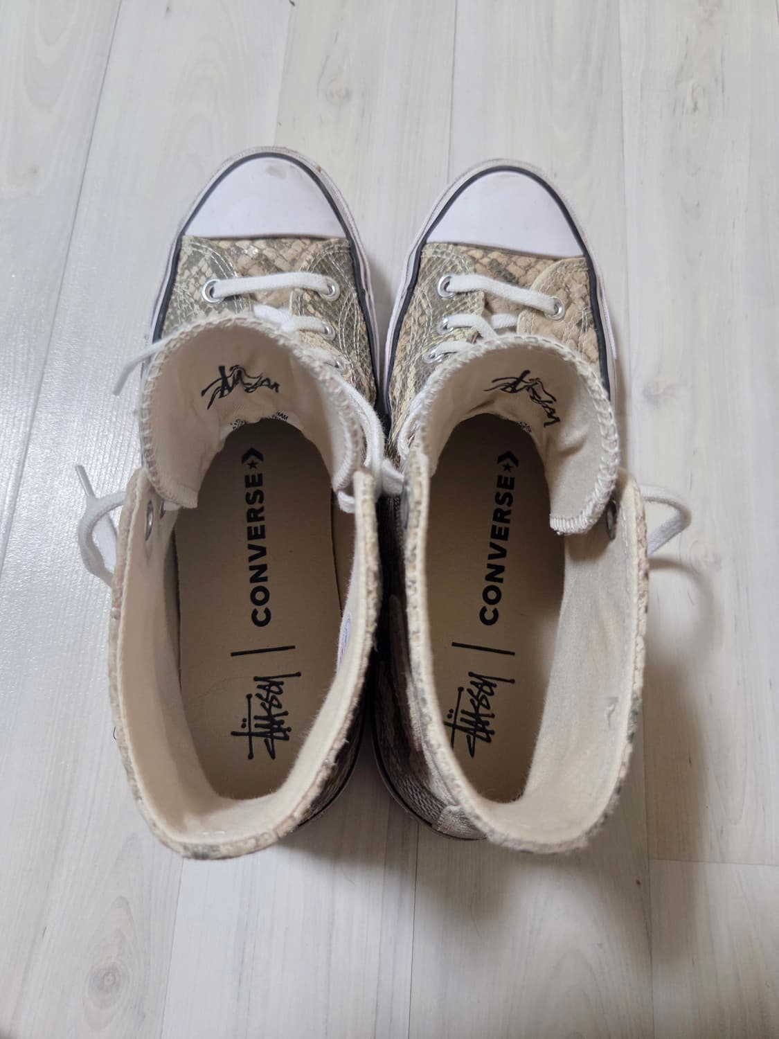 컨버스 x 스투시 척 70 하이 레더 스네이크스킨 275 상품이미지4