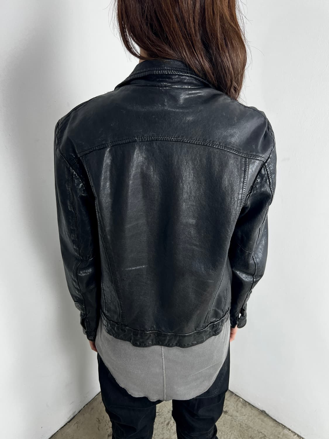 조르지오 브라토 체스트 지퍼 레더 자켓 상품이미지2